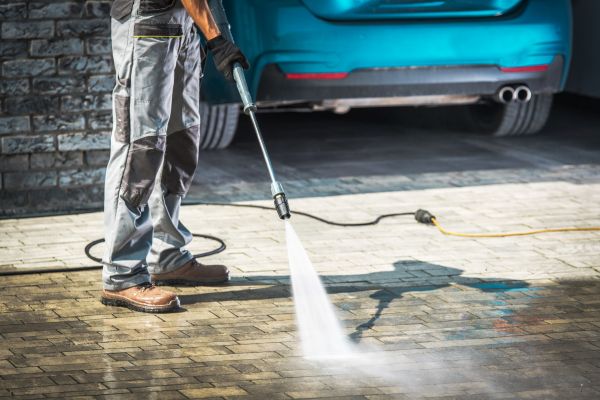 Driveway Pressure Washing in Oceanside