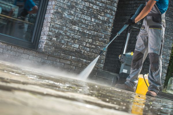 Storefront Pressure Washing in Oceanside