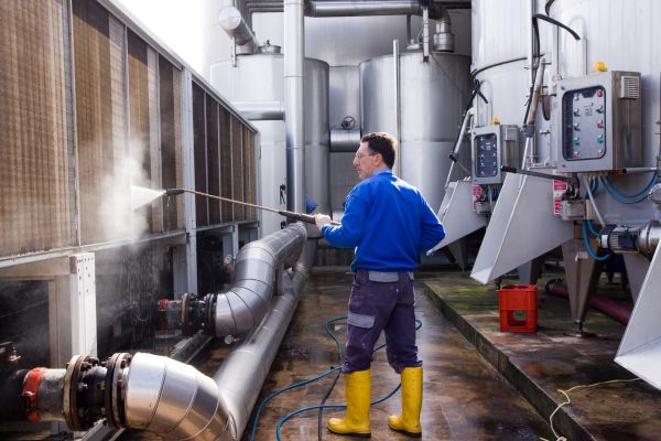 Business Pressure Washing in Oceanside