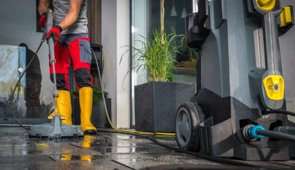 Commercial Pressure Cleaning in Oceanside