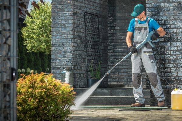 Outside House Cleaning in Oceanside